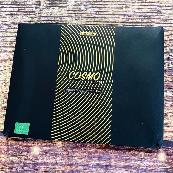 New Cosmo IPad case. Trifold with built in screen protector. - Picture 3 of 7